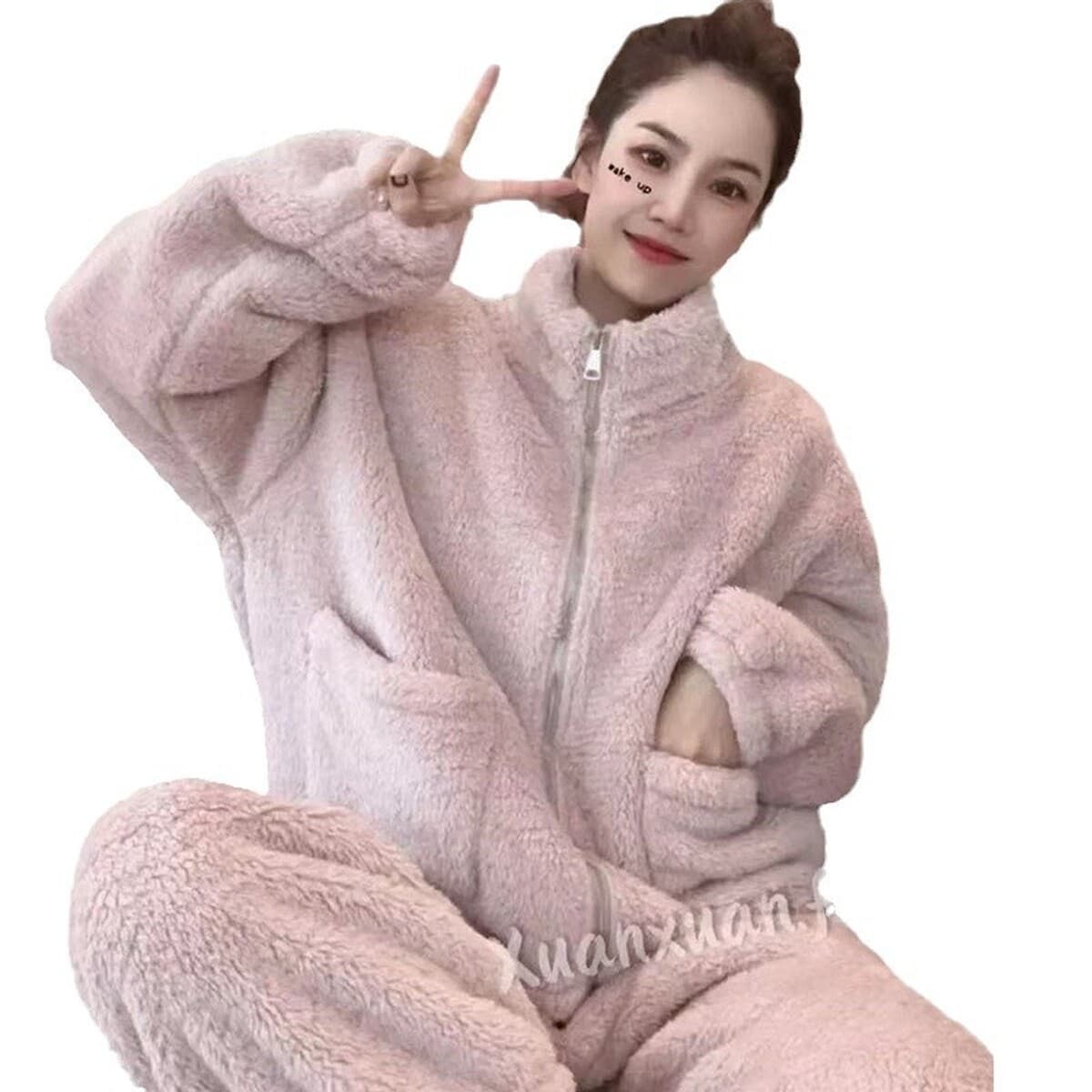 Комплект из двух предметов: утолщенный двусторонний флис из кораллового ворса, новинка зимы 2025, домашний костюм с...