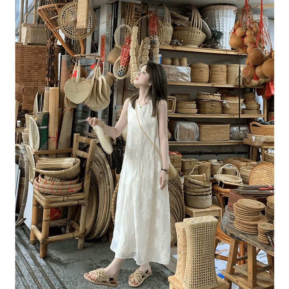 Французское темпераментное платье без рукавов жилет детское лето 2024 новый премиум чувство без спинки абрикосовое платье