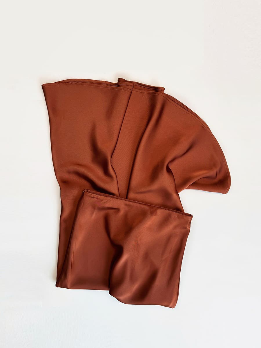 Французская легкая роскошная юбка из сатина для женщин, весенне-осенняя юбка-карандаш с высокой талией, юбка-зонтик, длинная...