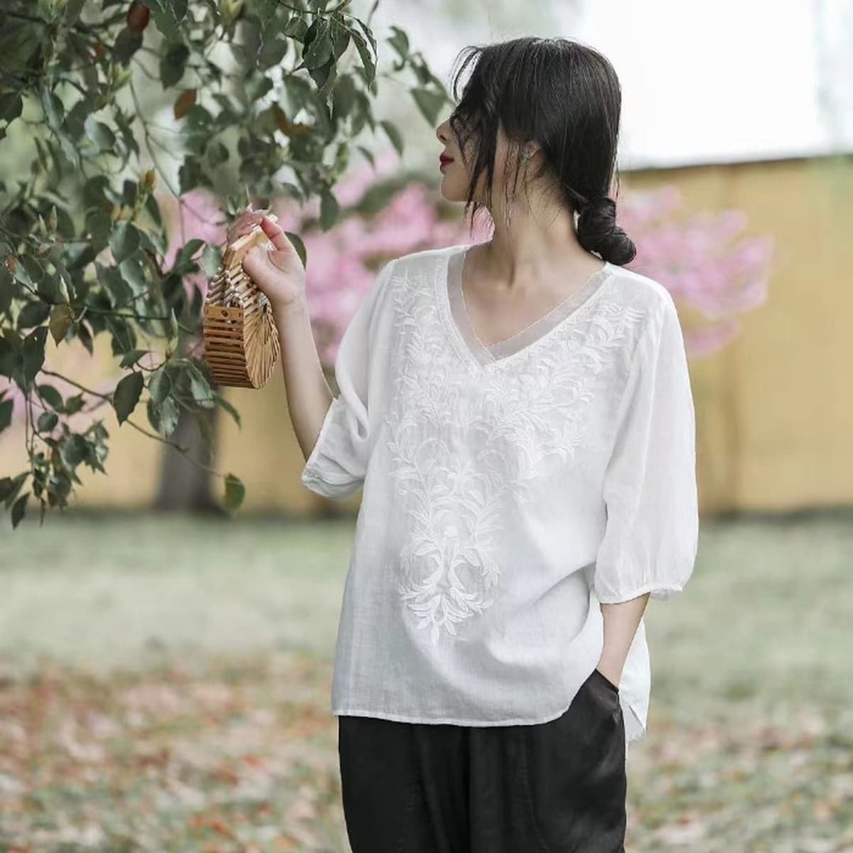 Высококачественная хлопковая и льняная вышивка рубашка женская лето 2023 года