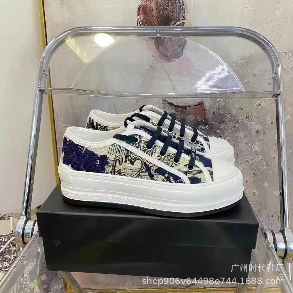 Женские парусиновые туфли с вышивкой D, новинка 2024, белые туфли на шнуровке со знаменитостями в Интернете, повседневные...