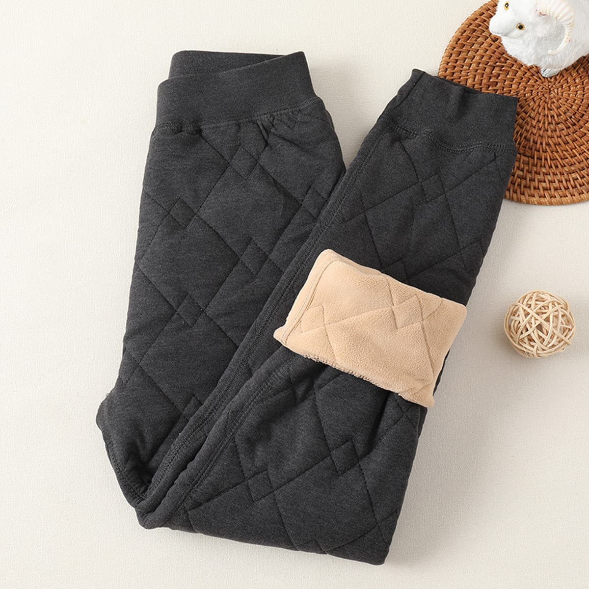 Детская зимняя модель с тремя слоями шелка