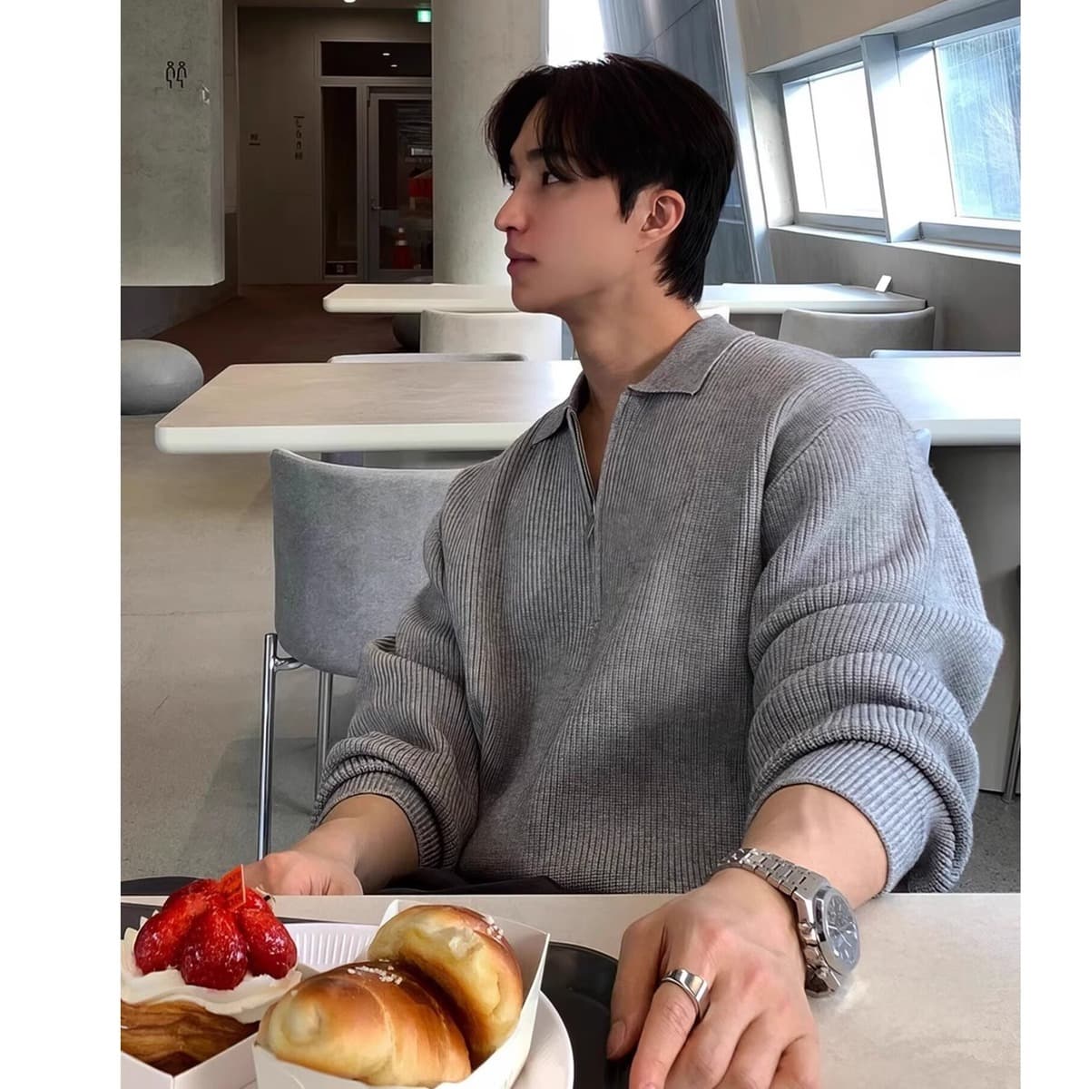 Зимняя корейская версия ins премиум-класса лацкана полузастежка-свитер мужской красивый прилив тренд повседневный свитер