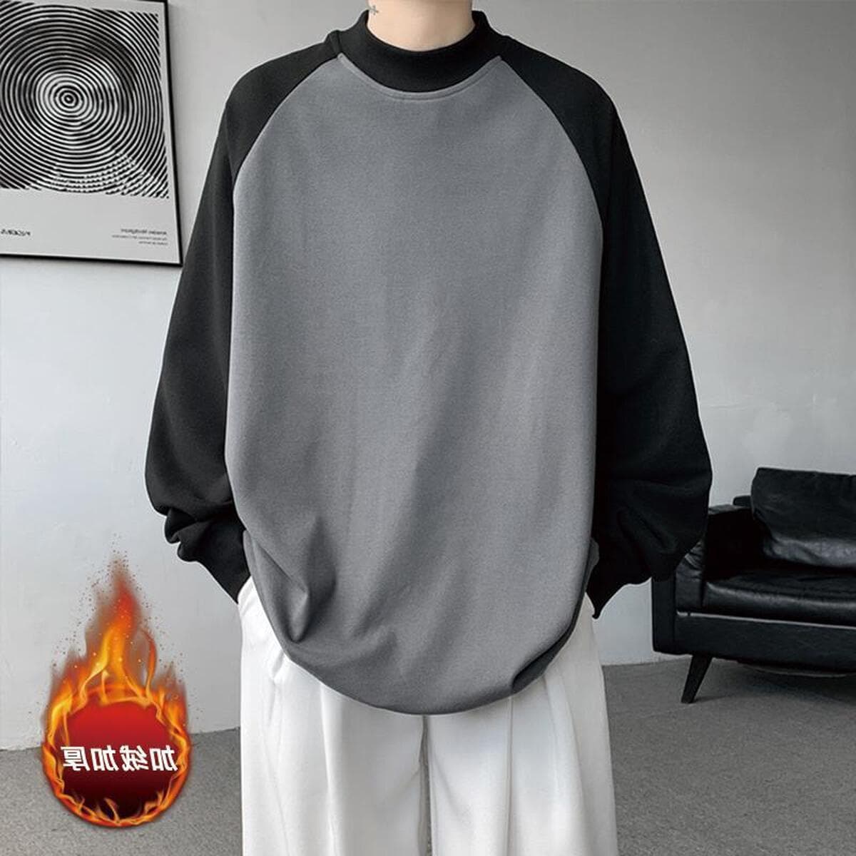 Чрезвычайно высокий свитер с круглым вырезом