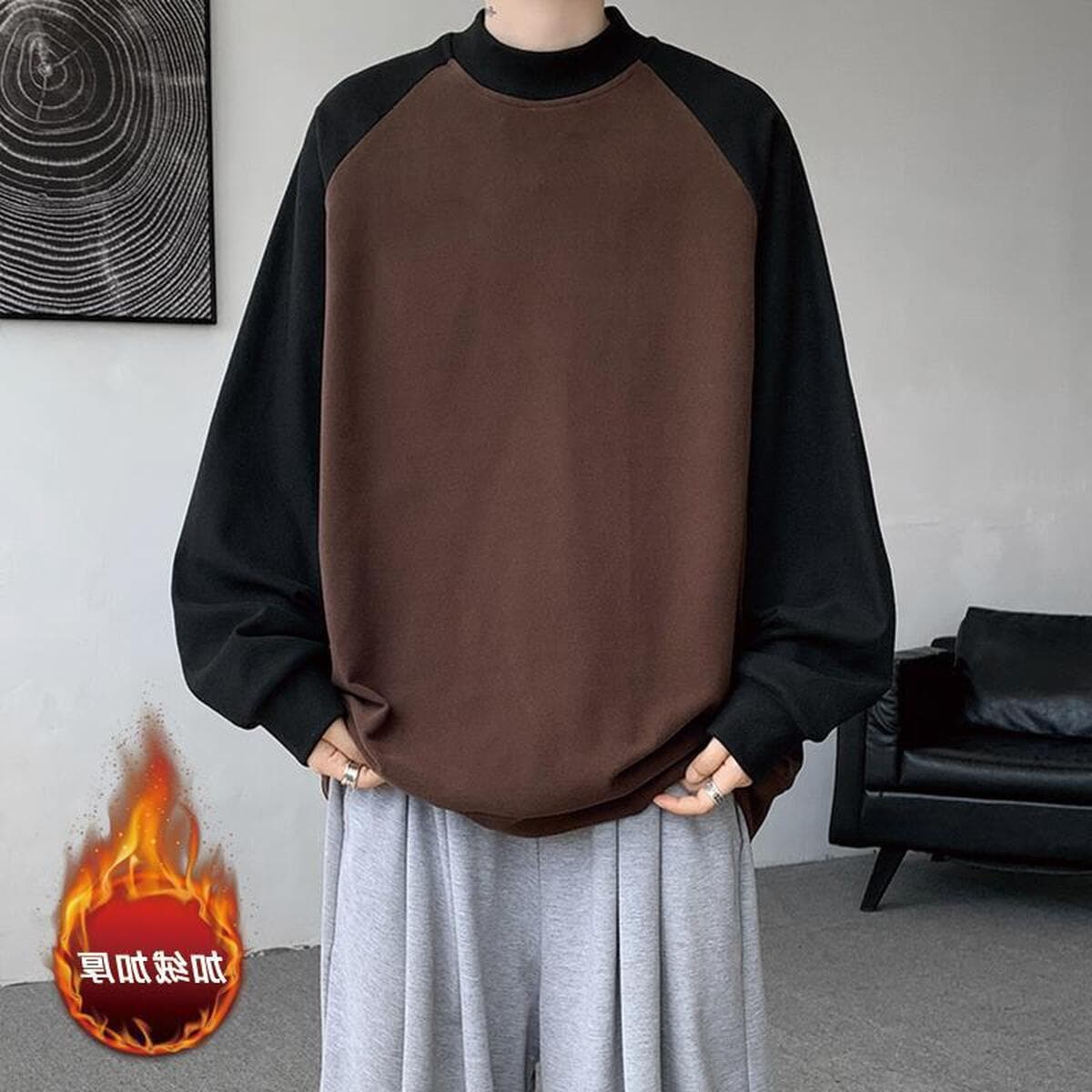 Чрезвычайно высокий свитер с круглым вырезом