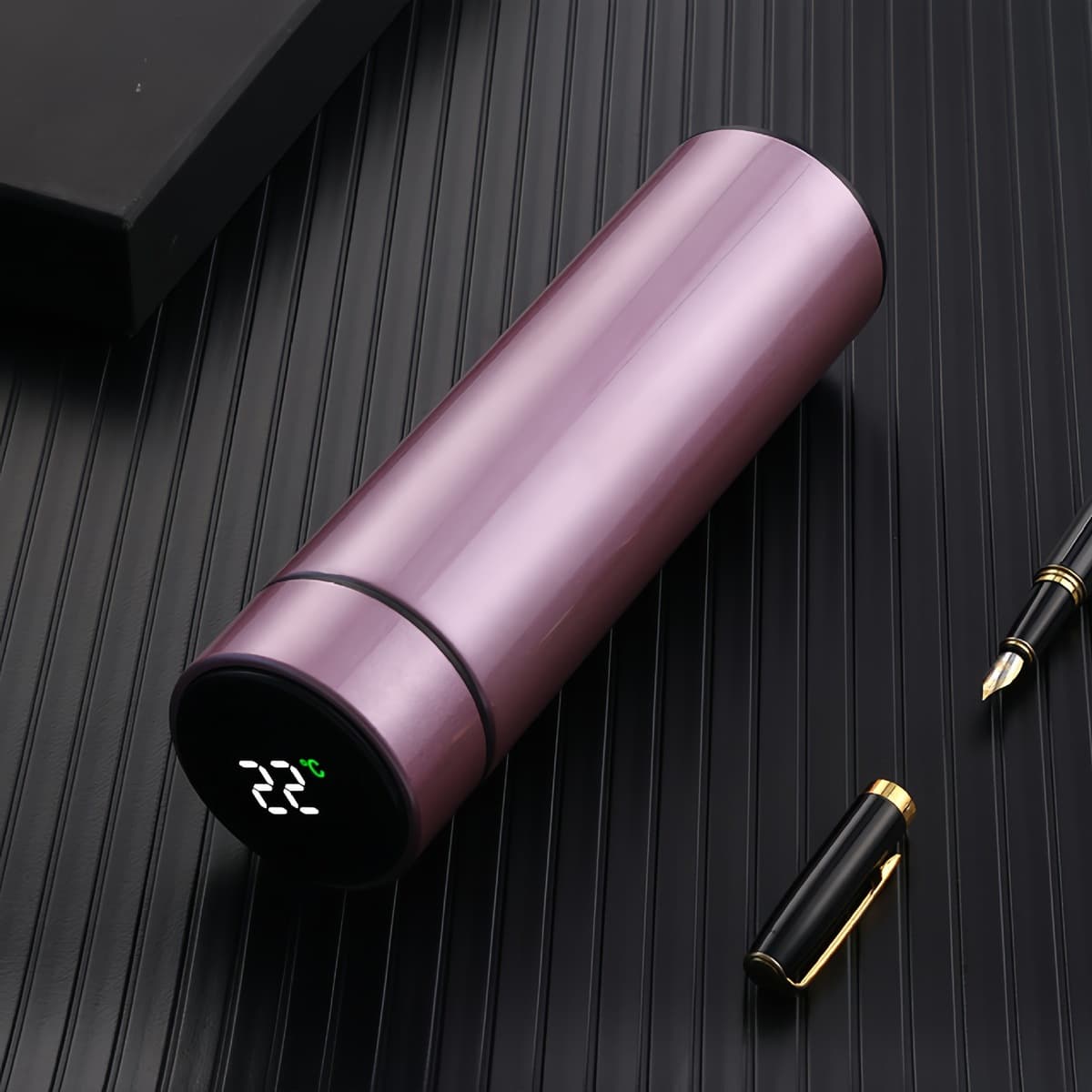 Чашка-термос из нержавеющей стали может быть настроена с гравировкой логотипа, дисплеем температуры, подарком для открытия...