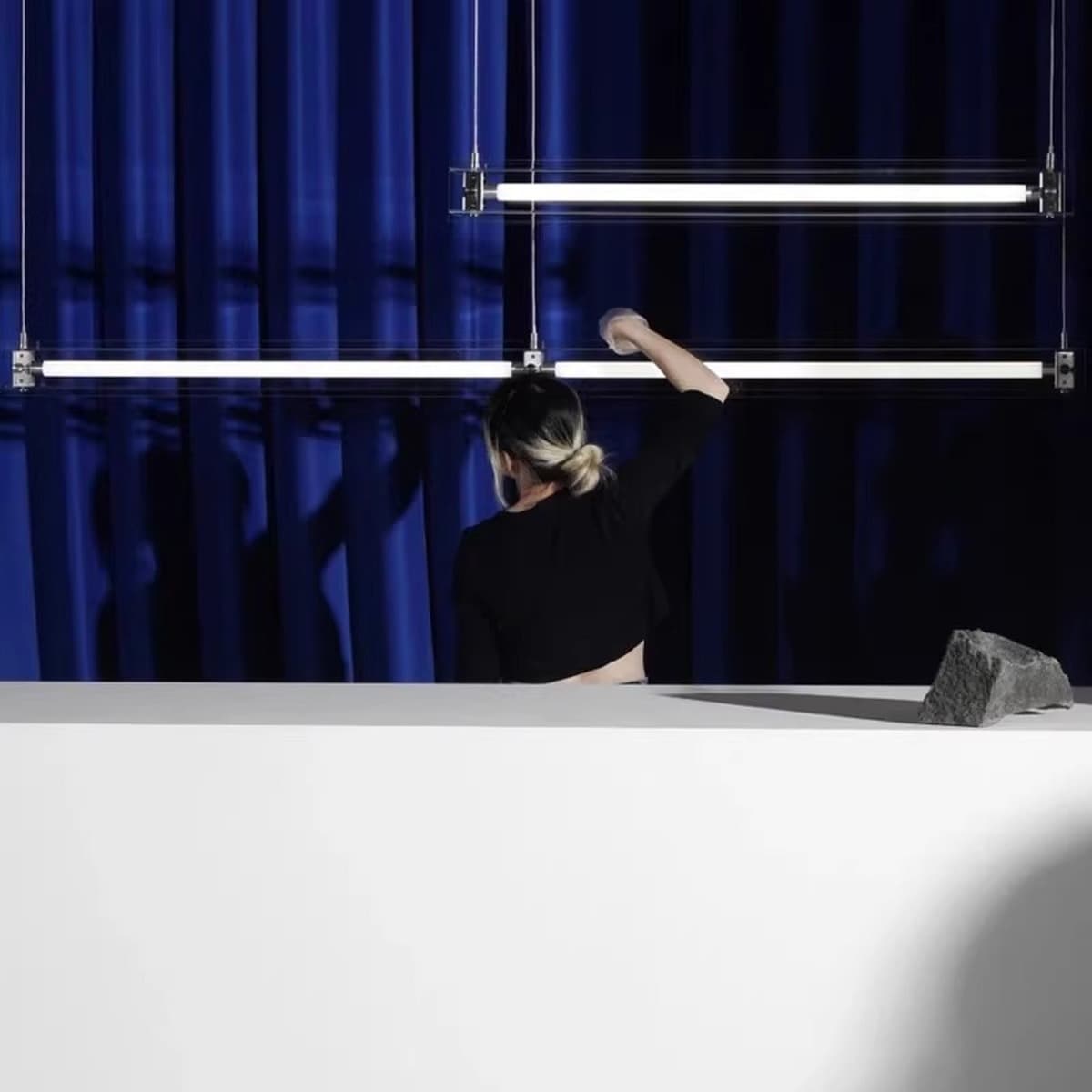 Минималистский ресторан длинная люстра светлая и роскошная креативная маза фонарь дизайнер арт-бар кабинет