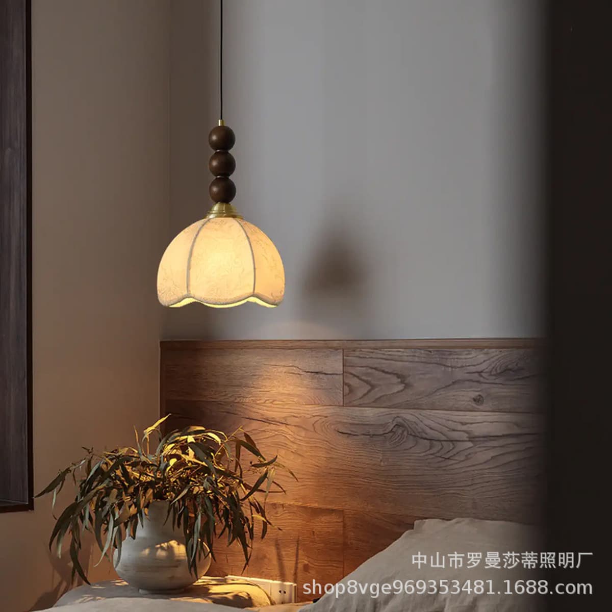 Спальня Прикроватная люстра средневековая французская ретро американский стиль Nanyang Wind ресторан небольшая люстра