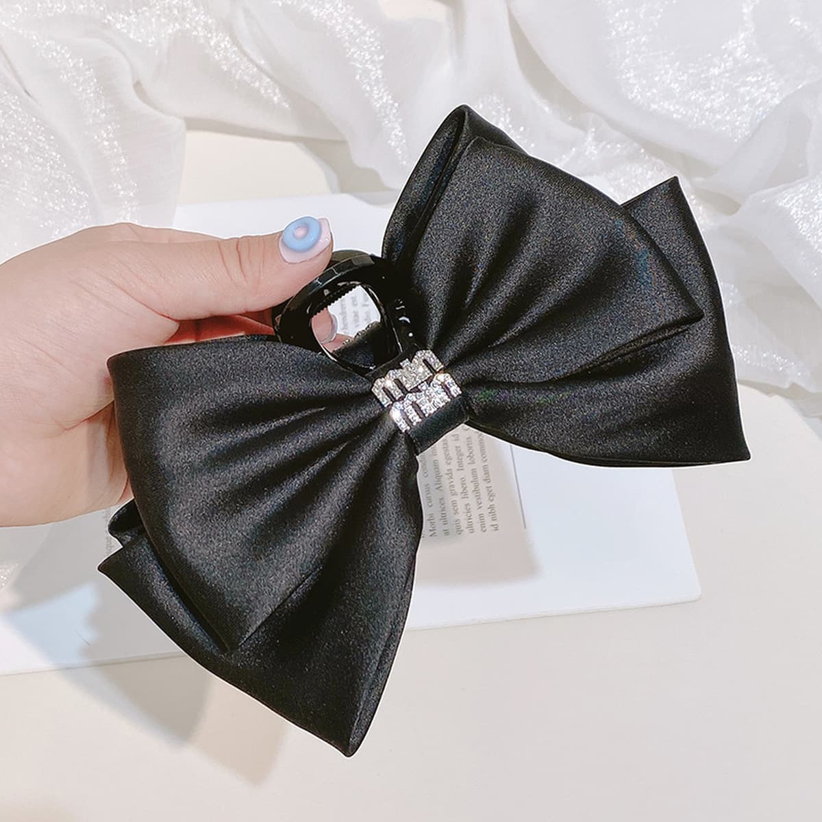 Заколка для волос «Принцесса в беге» с атласным бантом, заколка-крокодил, стильная популярная заколка для причесок, женская...