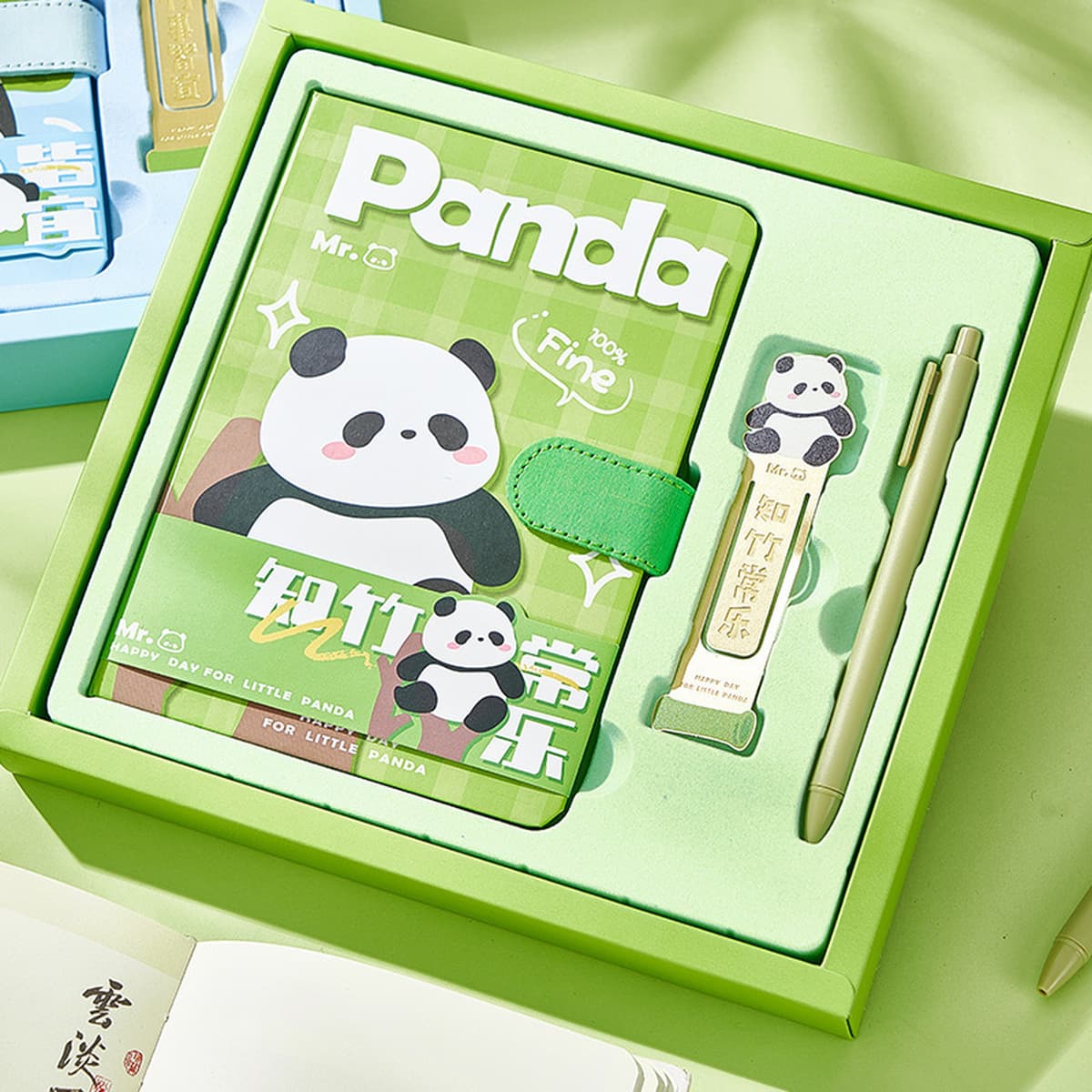 Набор подарочных коробок с высоким значением