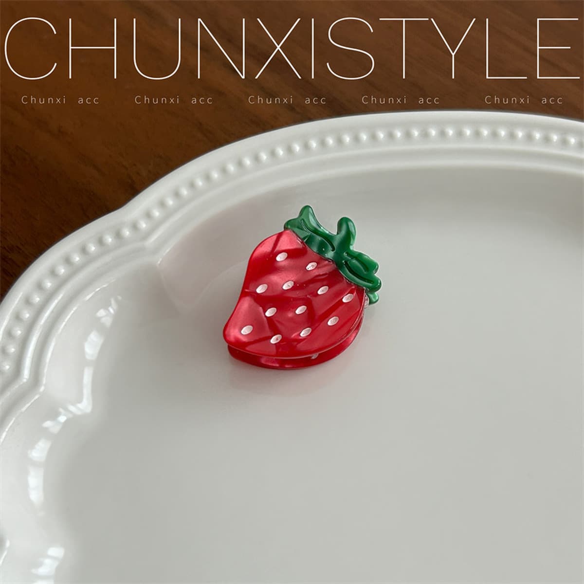 Одна пара зажимов выглядит лучше ~ Высокие черепа, милые фрукты, маленькие волосы, клубничные красные челки, заколки для...