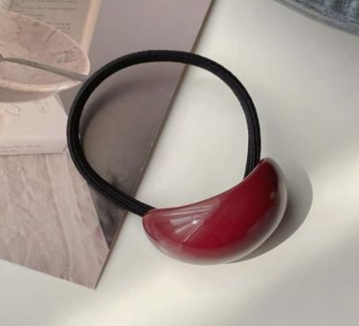 Красивый молочный кофе ~ Маленькая молочная крышка простой конский хвост кольцо для волос