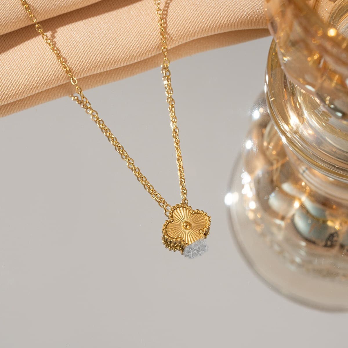 Ожерелье с четырехлистным клевером, титановая сталь, легкая роскошь, высококачественное женское модное двустороннее...