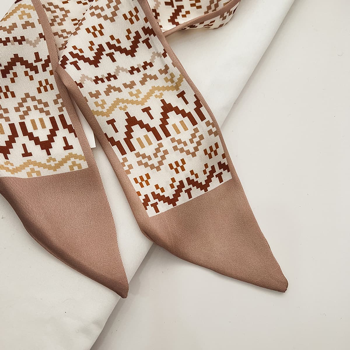 2024 новый шелковый шарф женщина элегантная корейская версия японского дикого принта декоративная лента для волос шарф с...