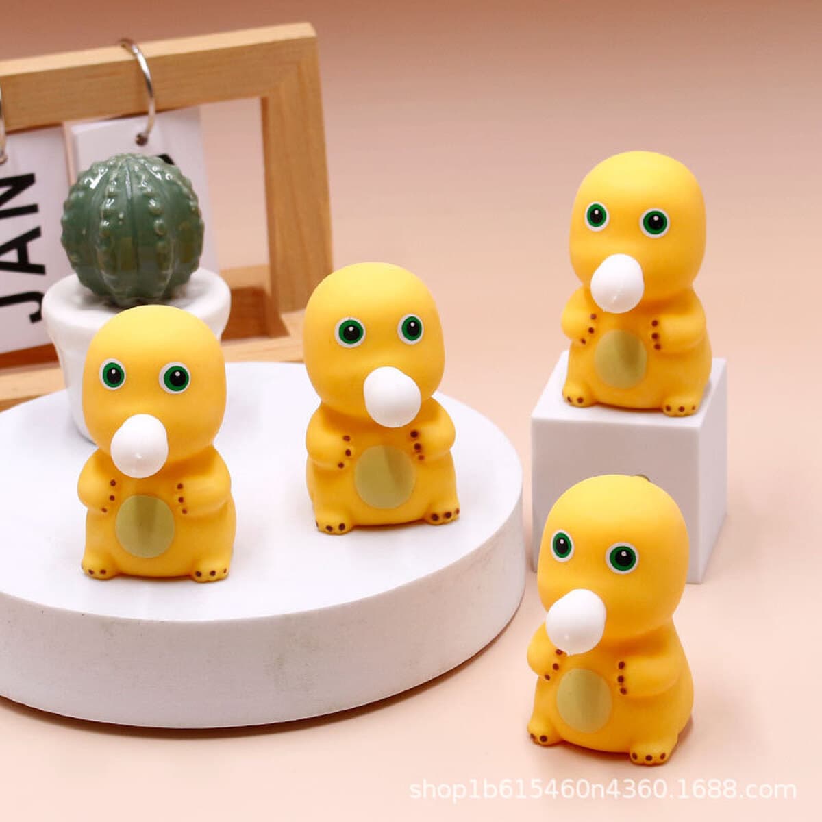 Руби плюет пузырь щепотка разжимает игрушку милый маленький бобр брелок декомпрессионный артефакт женщины оптом