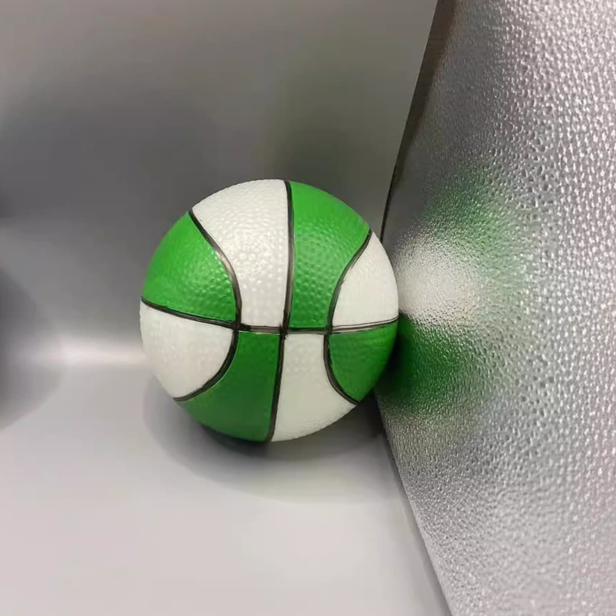 Фабрика прямых продаж детей маленький баскетбол цветной маленький баскетбол ПВХ надувной цветной игрушечный мяч