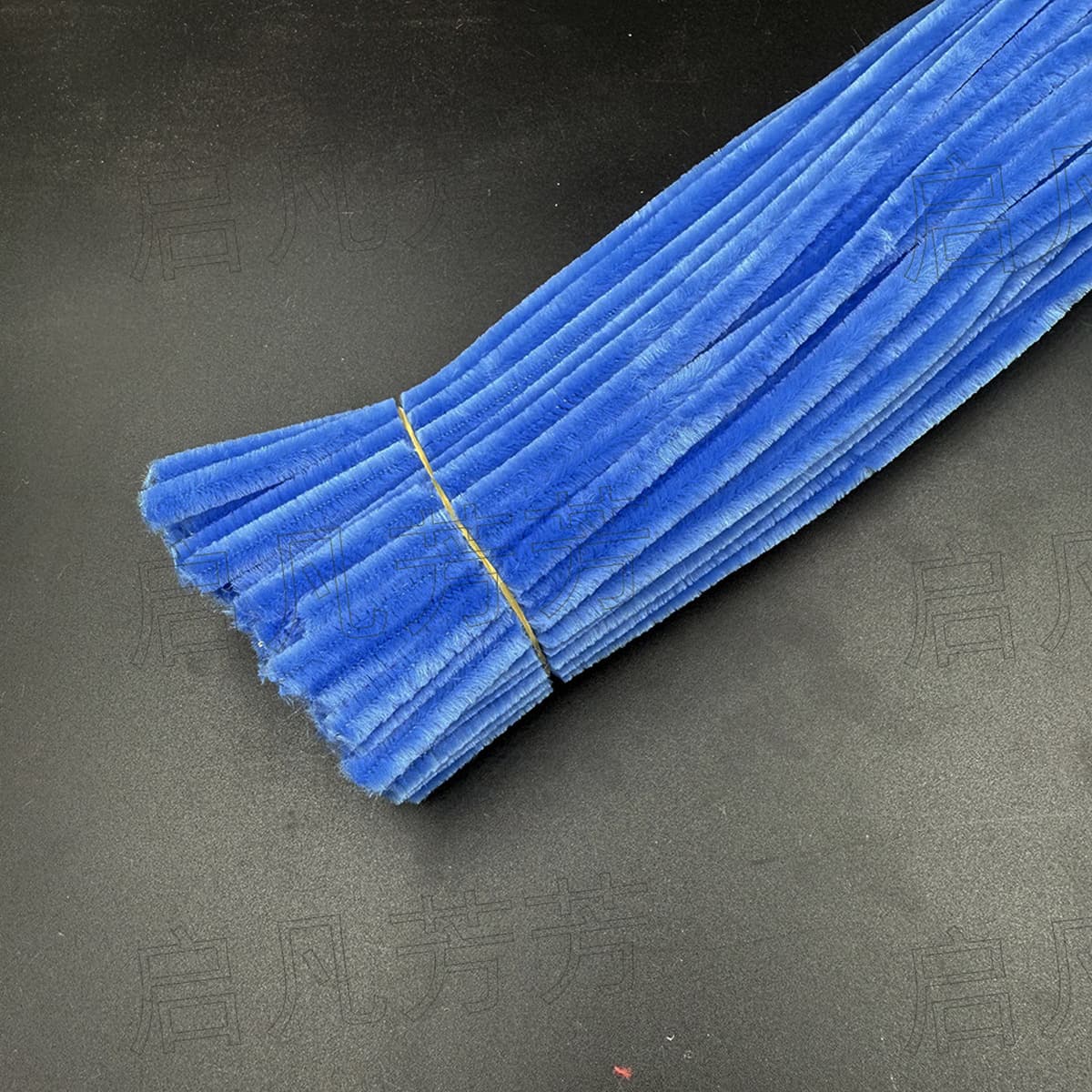 Индивидуально упакованные витые палочки, разноцветные шенилловые нити, материалы для витых палочек, игрушки для сборки,...