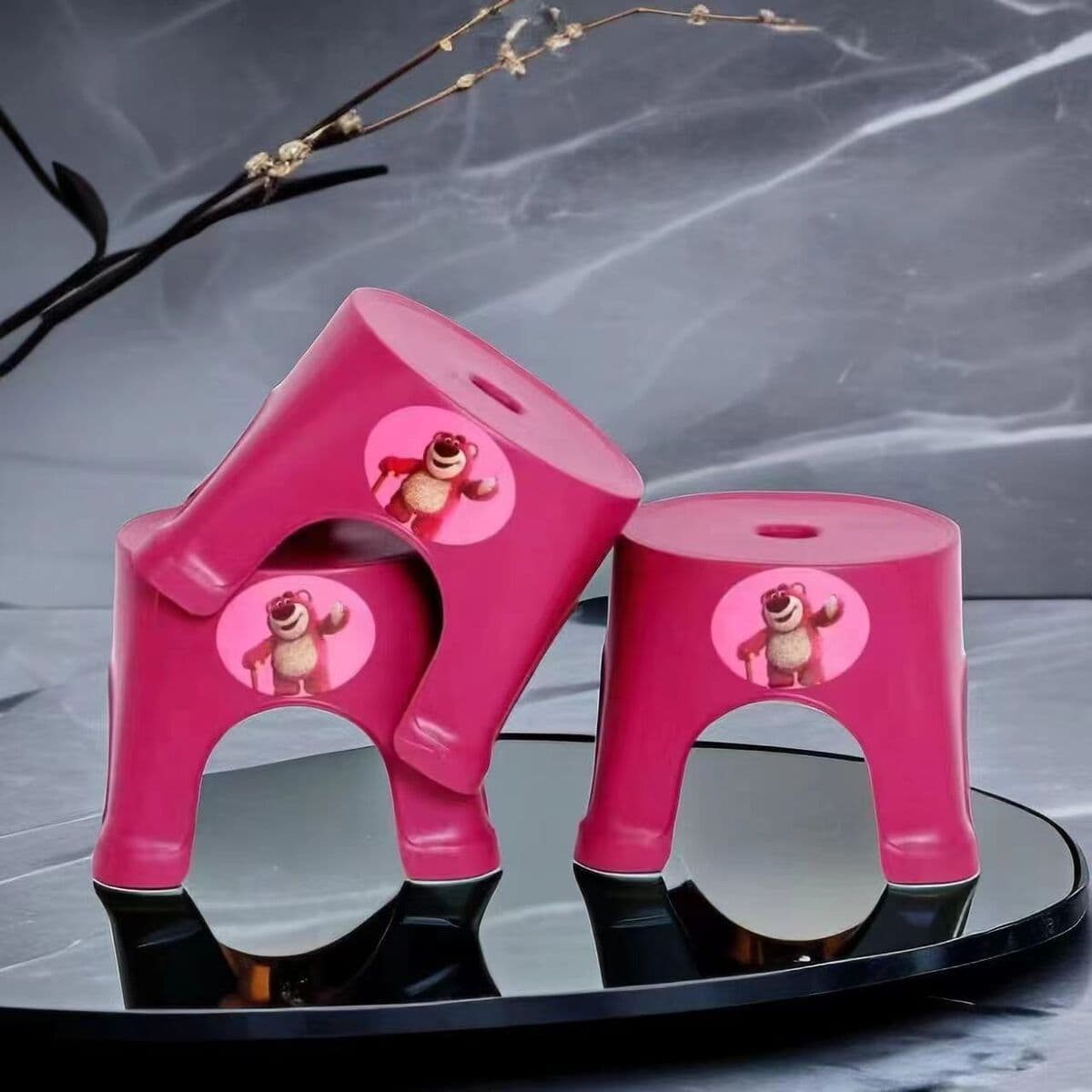 Фабрика оптовая мультфильм клубничный медведь домашняя гостиная спальня смена обуви табурет детская табуретка ванная комната...