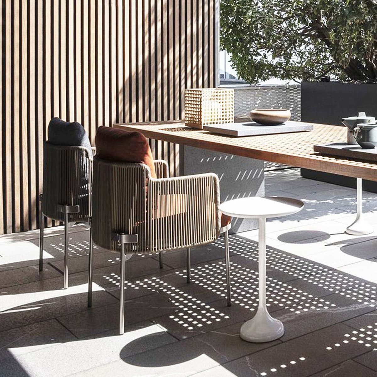 Открытый стол и стул Двор Вилла Сад Ротанга Стул Из Нержавеющей Стали Открытый Балкон Антикоррозионная Деревянная Мебель Для...