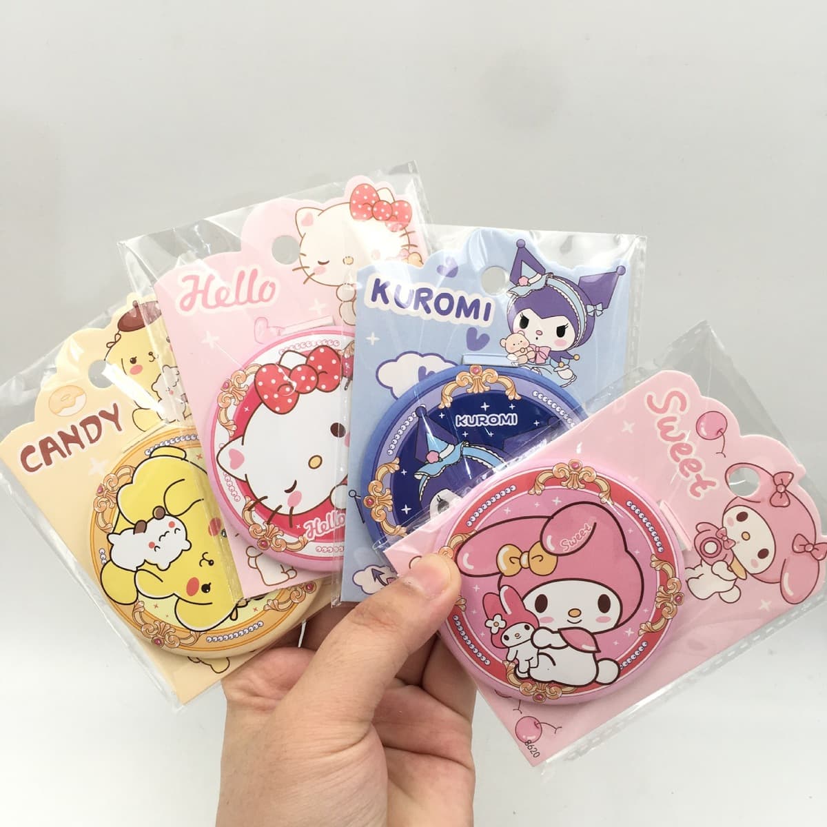 Аниме Sanrio Зеркало мило односторонний мини с высоким содержанием Куломи Мелетти Бутин собака портативный с зеркалом