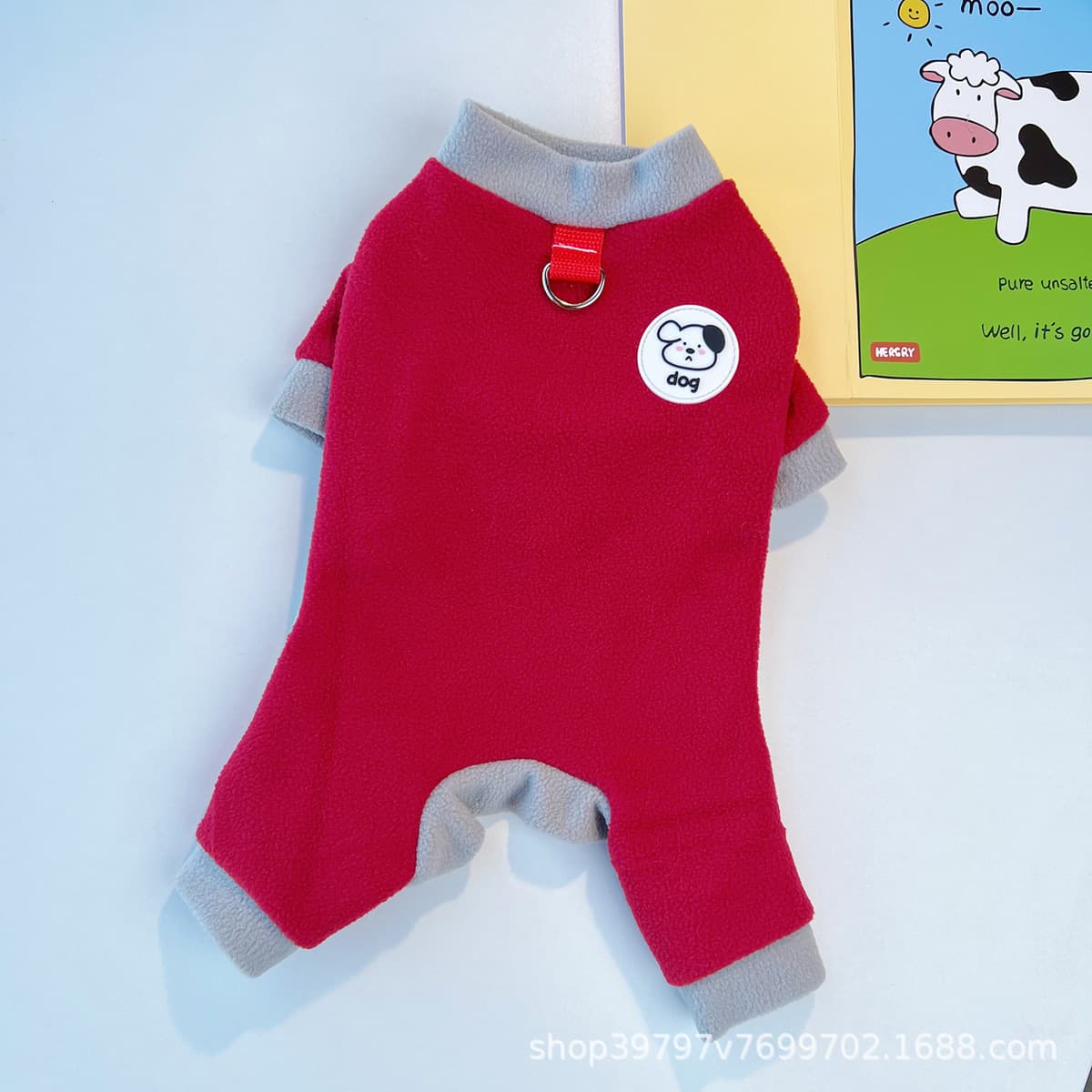 Собачья четвероногая одежда осенние и зимние модели плюс бархатный цвет выходят на четвероногую домашнюю одежду