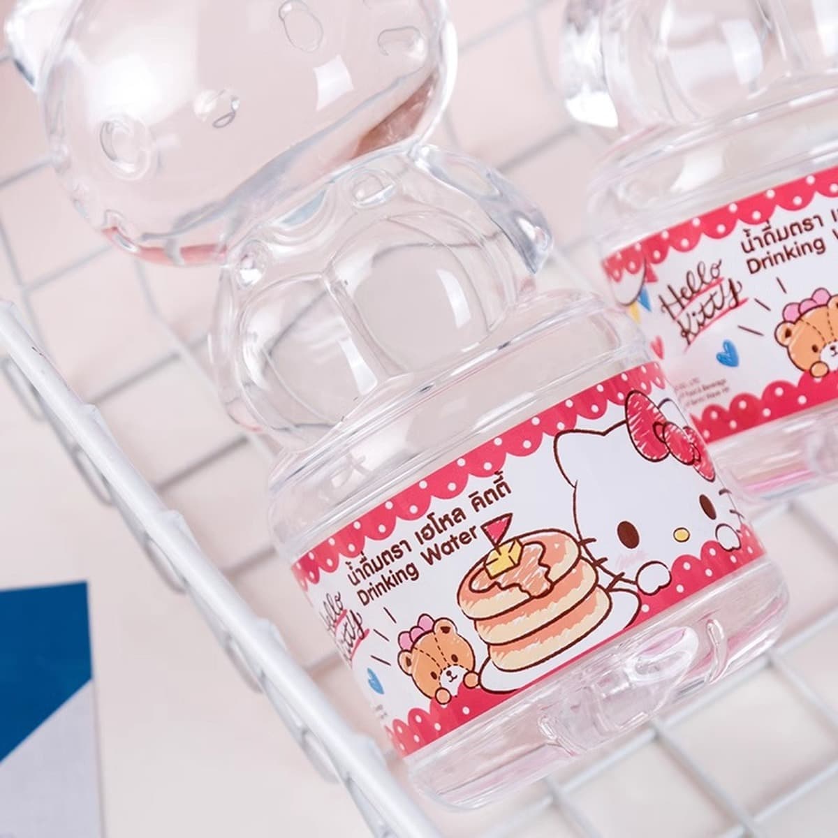 Hellokitty Hellokitty Hellokitty Hello Kitty Sandrio Очищенная вода 711 того же напитка (коробка 12)