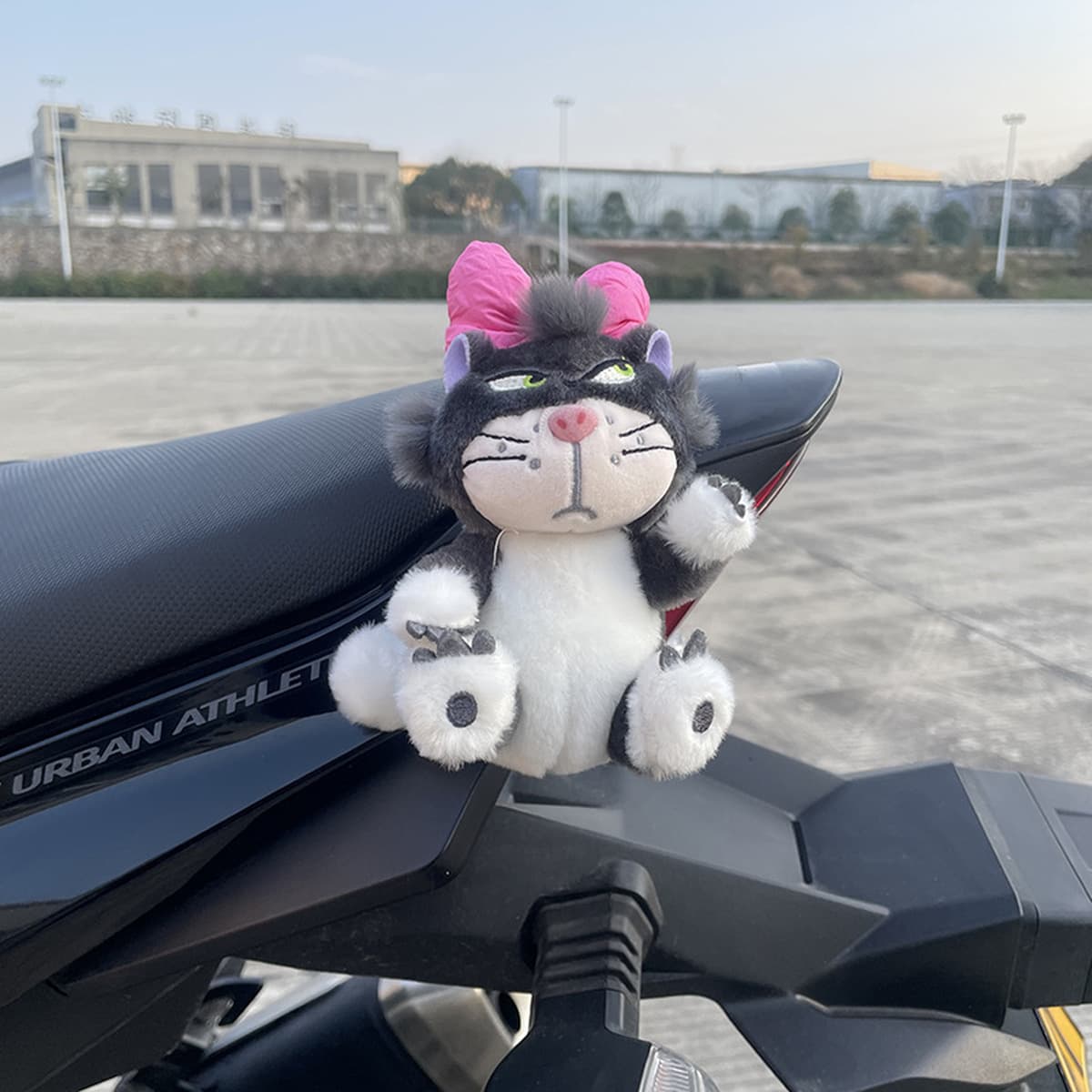 Декоративная подвеска-кукла "Люцифер" для мотоцикла, аккумуляторная игрушка, маленькие украшения для автомобиля, аксессуары...