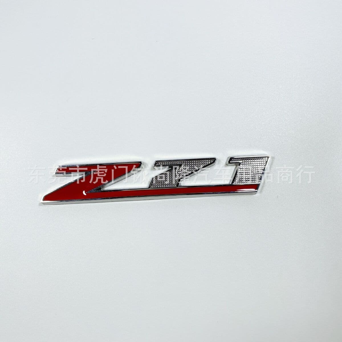 Подходит для Chevrolet большой Z71 OFFROAD логотип автомобиля Персонализированная Металлическая Автомобильная маркировка...