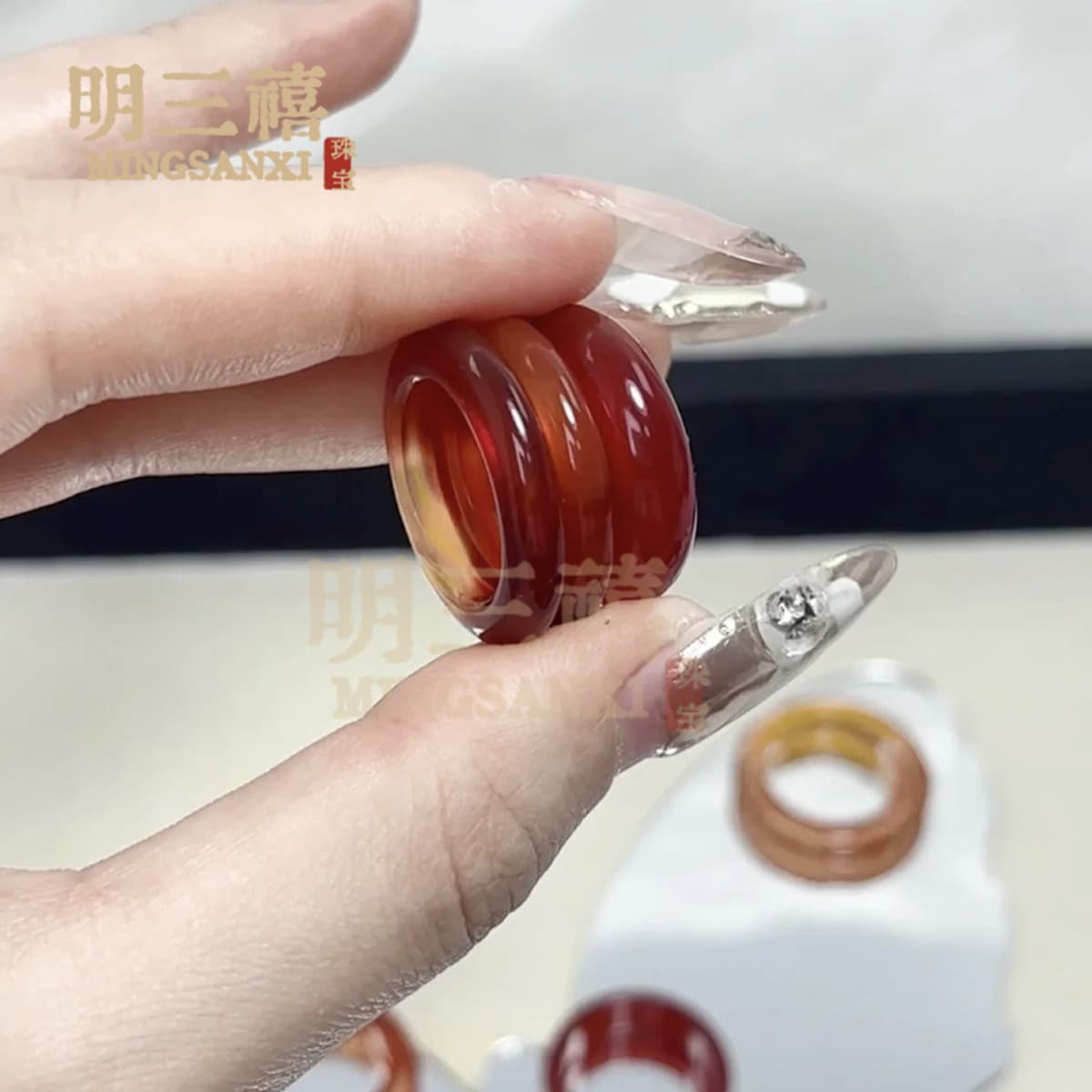 Лошадь с вегетарианским конским белым льдом натуральный высокий лед Мадагаскар халцедонное кольцо кольцо кольцо для мужчин и...