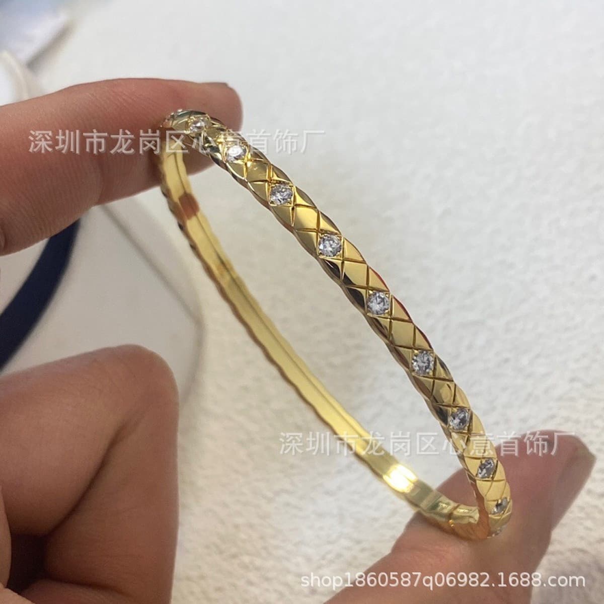 Seiko High Edition маленький ароматный бриллиант браслет 18k розовое золото с бриллиантами широкая пара в клетку coco...