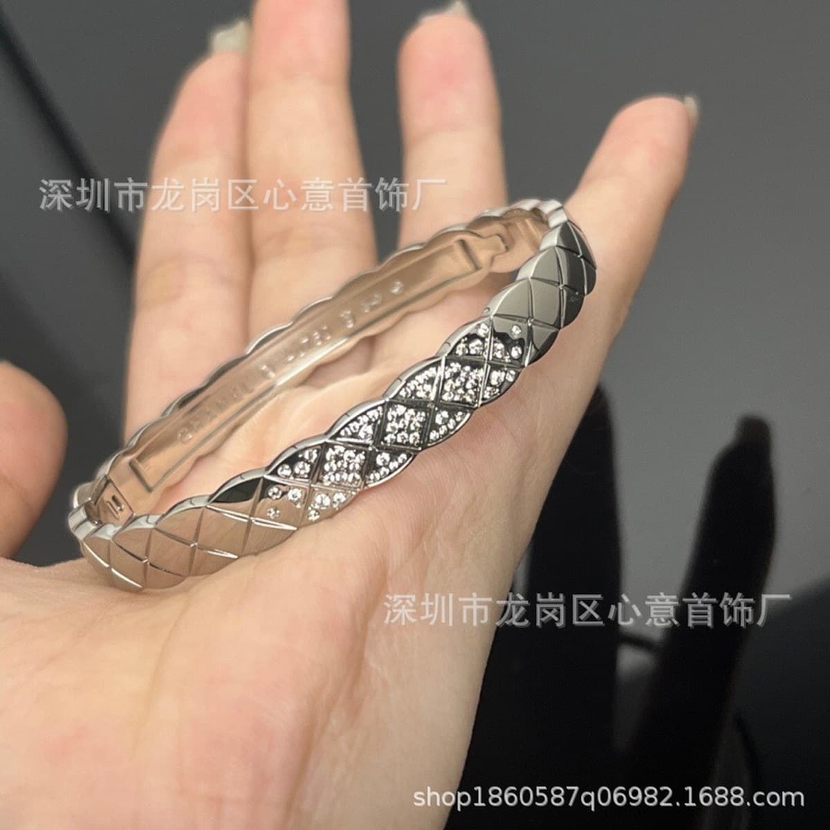 Seiko High Edition маленький ароматный бриллиант браслет 18k розовое золото с бриллиантами широкая пара в клетку coco...