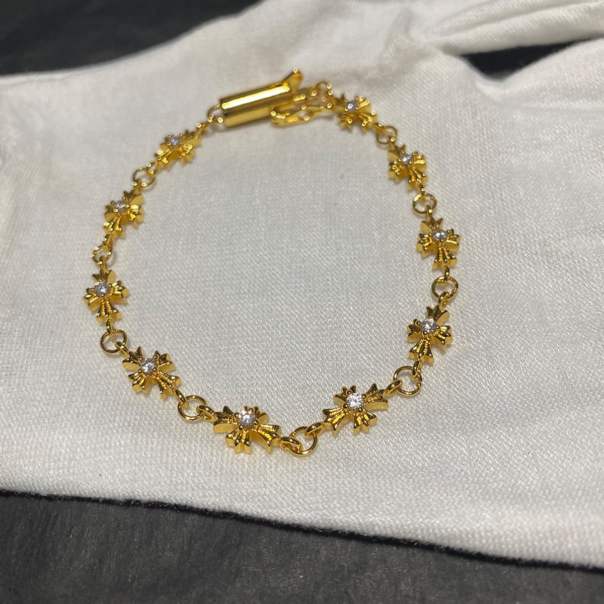 Модный браслет CH с сердцем в виде вороны, с крупной надписью, крестом, кубиками, цветком-шпилем, парный стиль, оптовая...