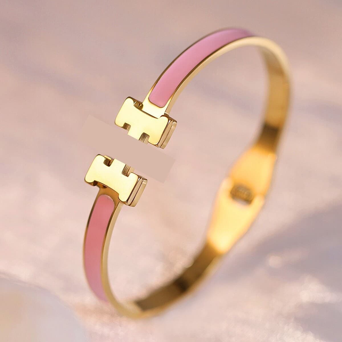 Женский браслет с четырехлистным клевером, покрытый гальваническим покрытием, не выцветает, экологичный, европейский и...