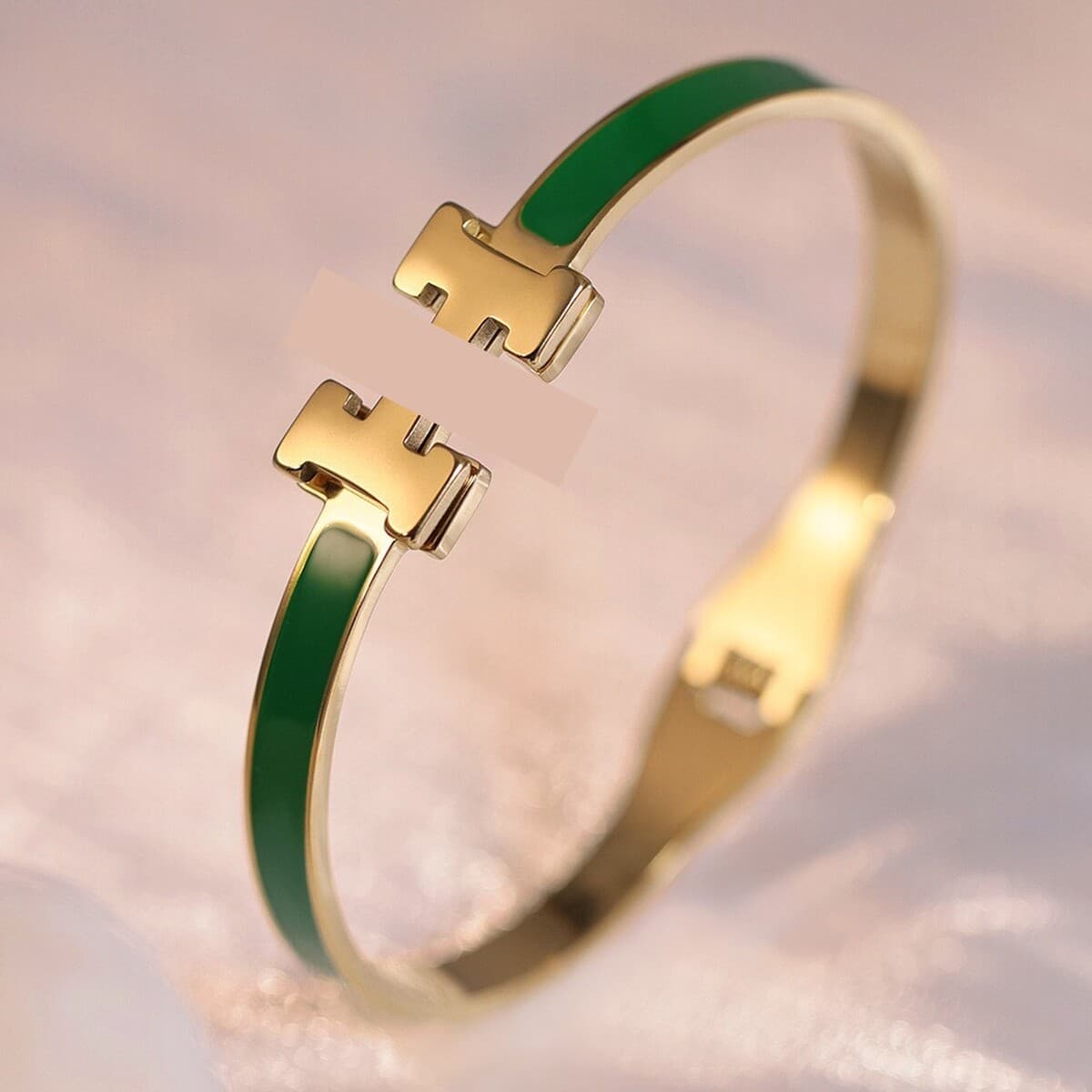 Женский браслет с четырехлистным клевером, покрытый гальваническим покрытием, не выцветает, экологичный, европейский и...