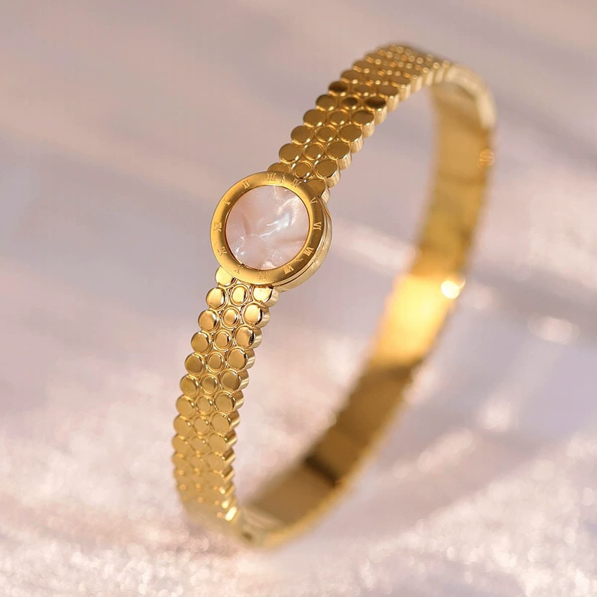 Женский браслет с четырехлистным клевером, покрытый гальваническим покрытием, не выцветает, экологичный, европейский и...