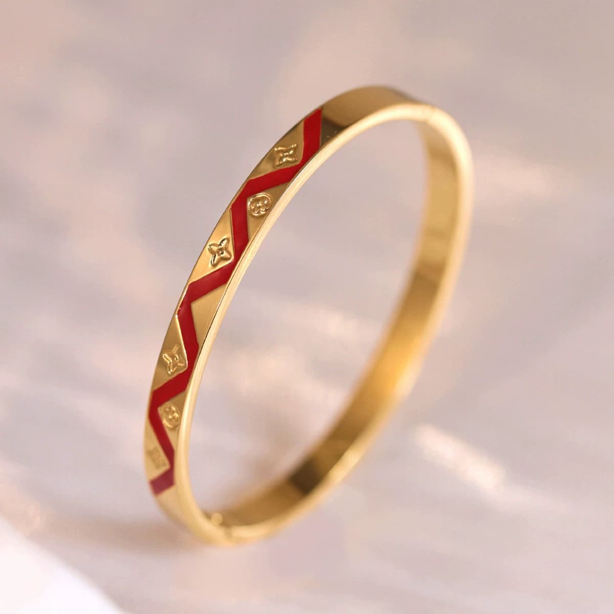 Женский браслет с четырехлистным клевером, покрытый гальваническим покрытием, не выцветает, экологичный, европейский и...