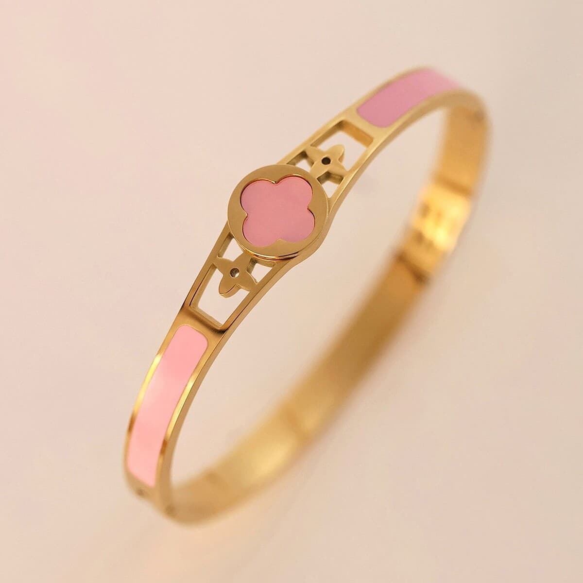 Женский браслет с четырехлистным клевером, покрытый гальваническим покрытием, не выцветает, экологичный, европейский и...