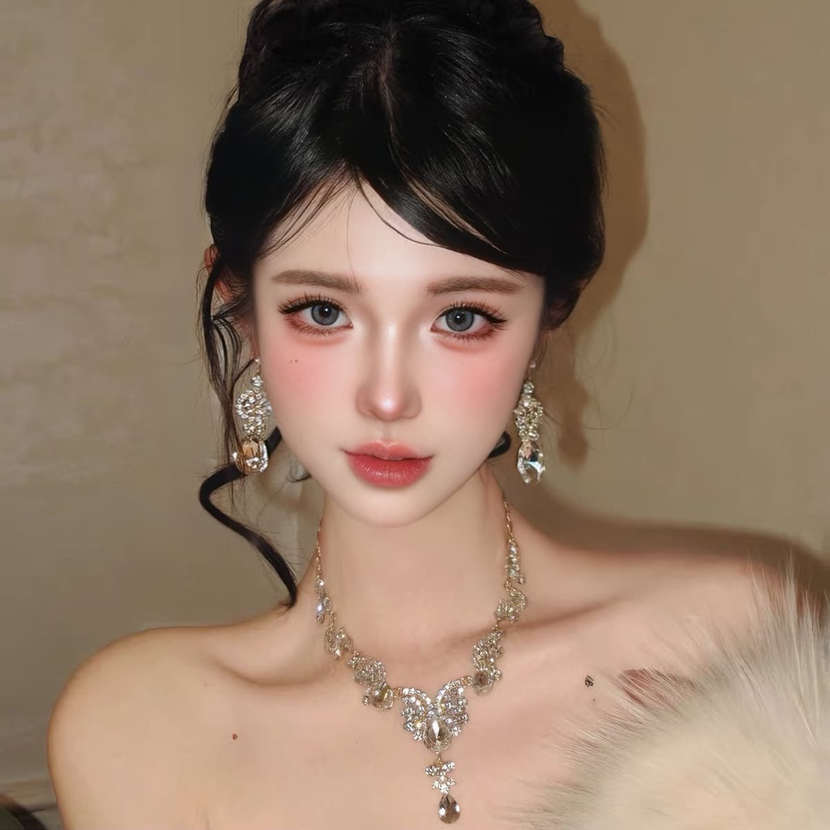 Супер вспышка капли воды, полные бриллиантов, кисточки, ожерелье, серьги, набор женских придворных легких экстравагантных...