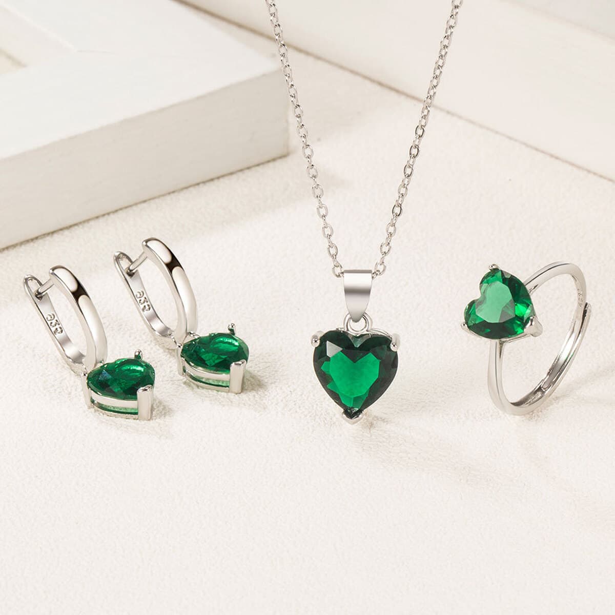 Женское элегантное универсальные серьги с колье Amazon AliExpress, модное любовное циркониевое кольцо в форме сердца, Пряжка...