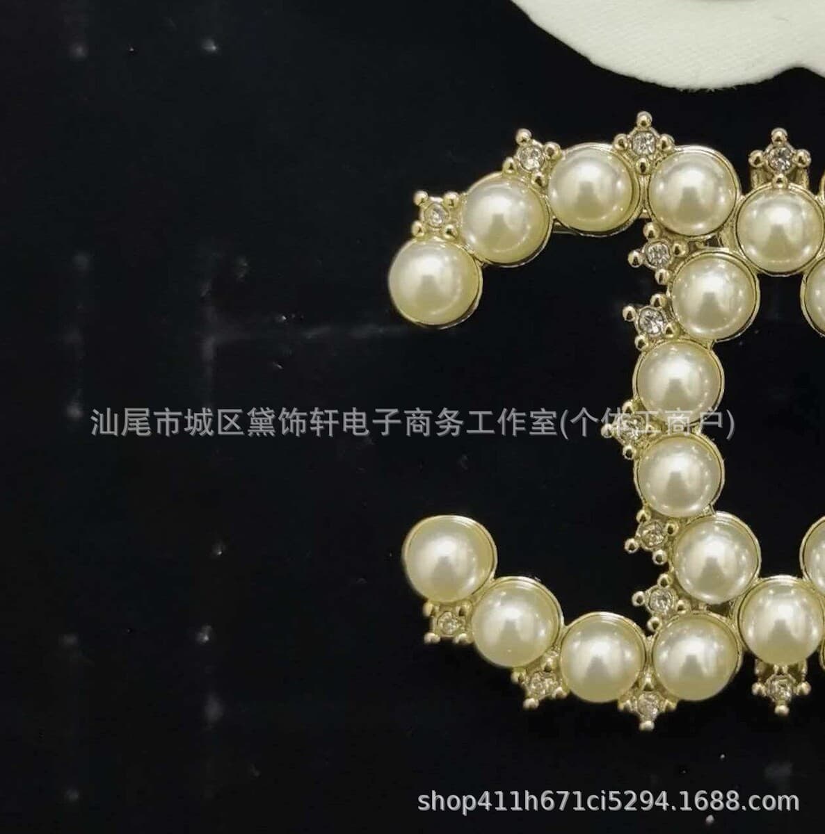 Брошь Chanel Double C с полным алмазным паве, квадратная брошь с бриллиантами и жемчугом, брошь-камелия Chanel, маленькая...