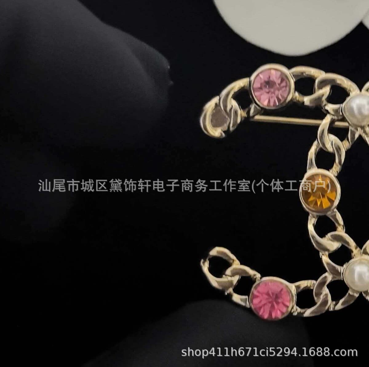 Брошь Chanel Double C с полным алмазным паве, квадратная брошь с бриллиантами и жемчугом, брошь-камелия Chanel, маленькая...