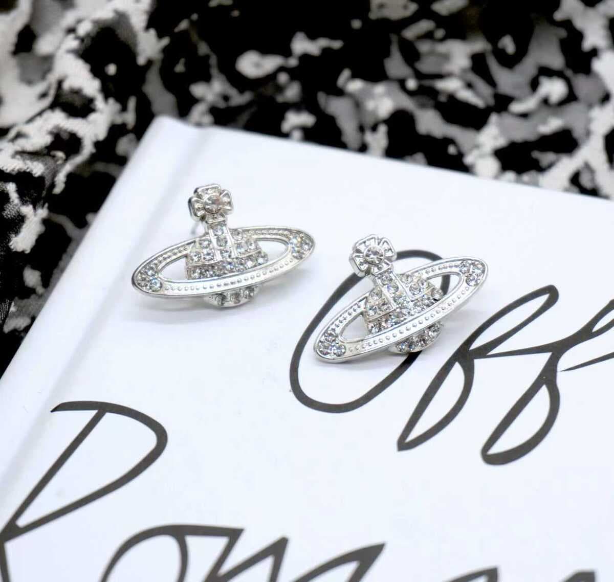 Трансграничные европейские и американские производители: Жемчужное ожерелье Saturn, женская брошь, объемное...