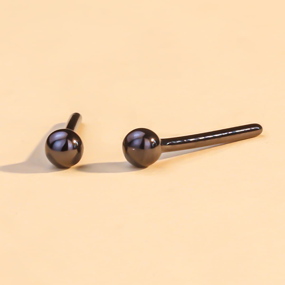 Биологические фарфоровые серьги-гвоздики для ушей