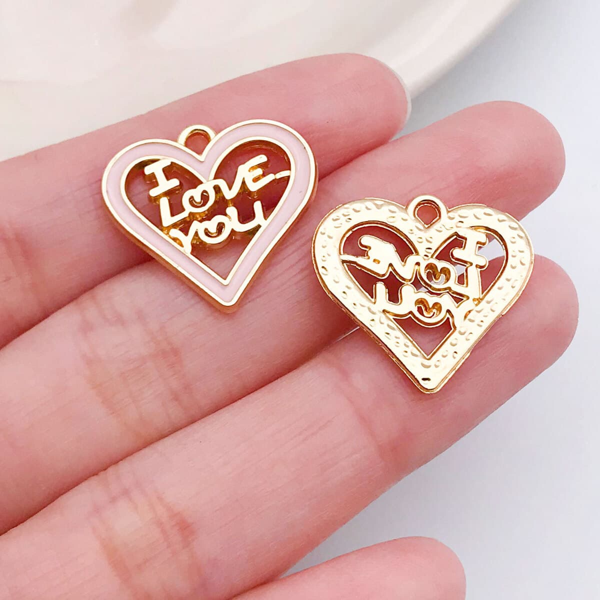 Кулон-подвеска для ожерелья DIY в форме сердца с розой и надписью LOVE, цвет розовый, ко Дню святого Валентина, аксессуары...