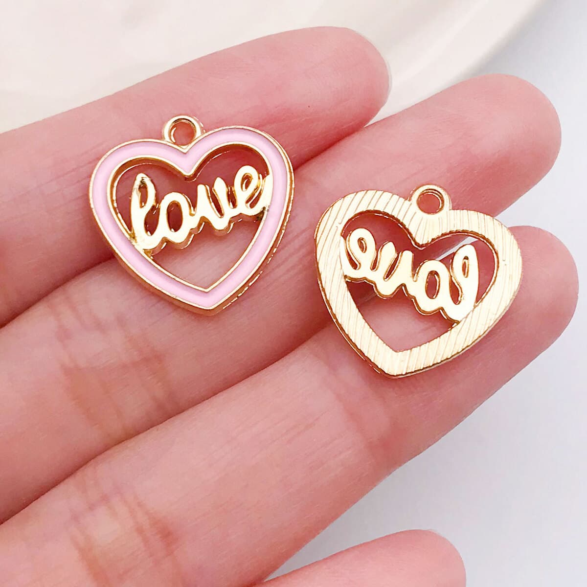 Кулон-подвеска для ожерелья DIY в форме сердца с розой и надписью LOVE, цвет розовый, ко Дню святого Валентина, аксессуары...