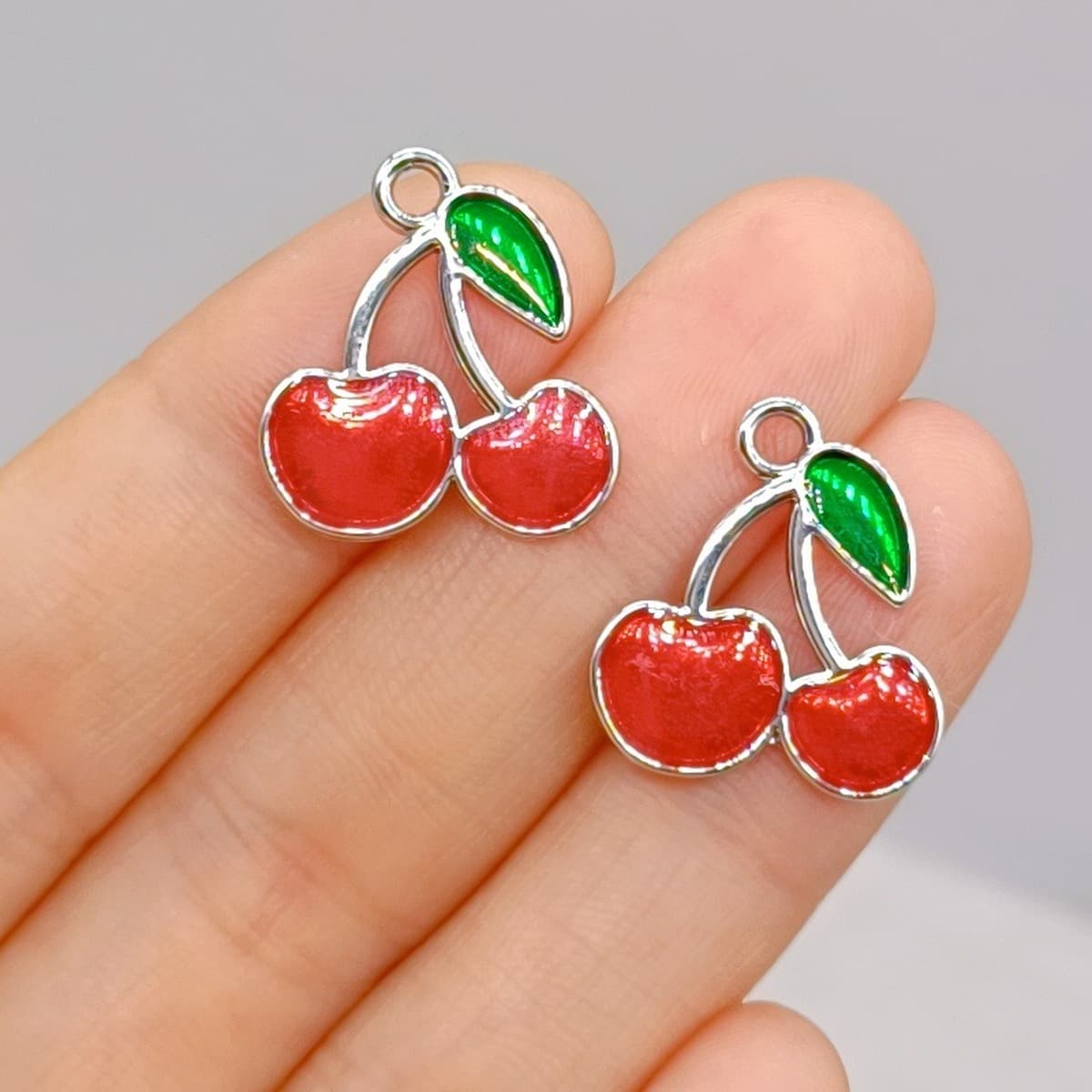 Корейская версия ювелирных изделий diy аксессуары один висячий стерео вишня клубника красный капли масла сплав подвеска DIY...