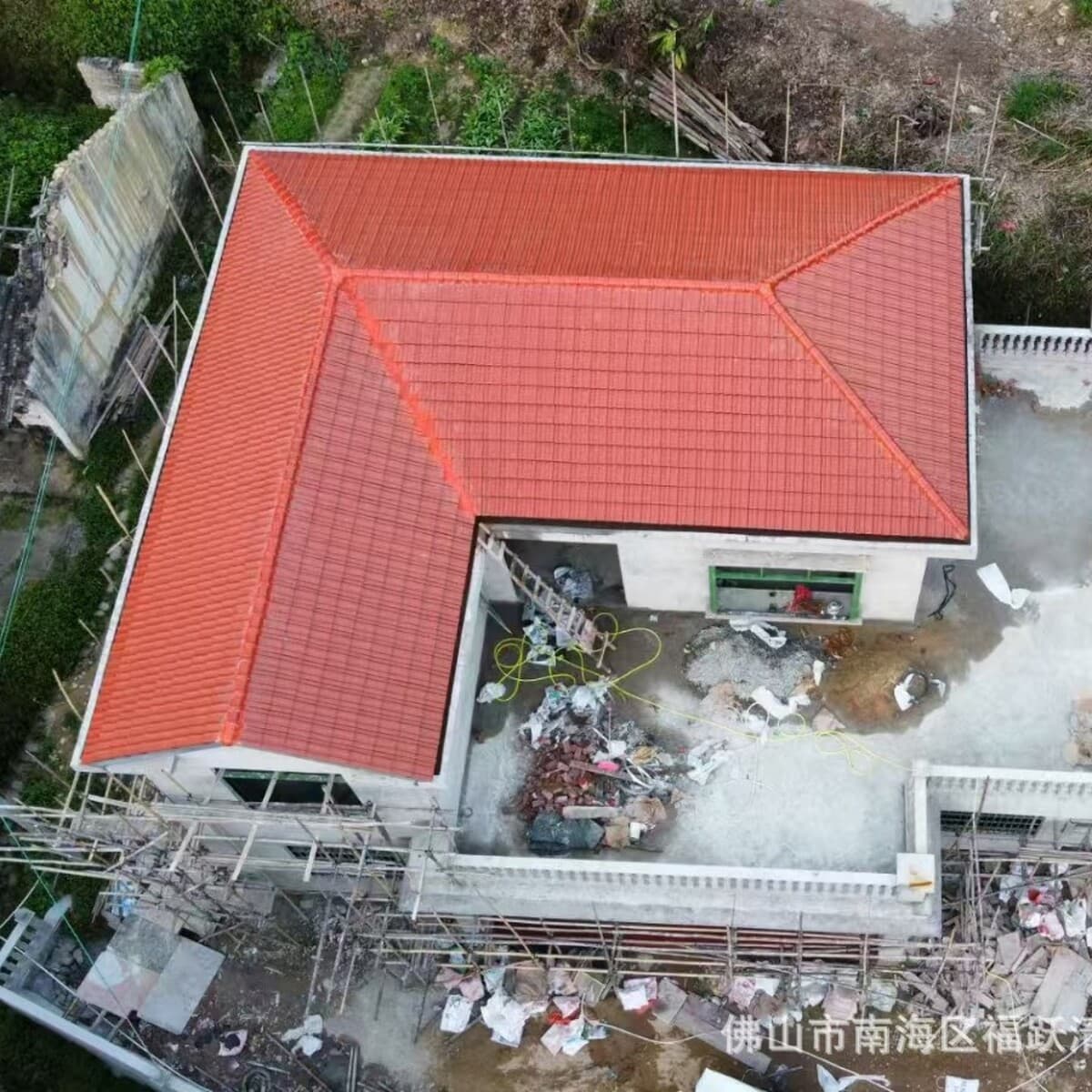 Кирпично-бетонная вилла со стальной конструкцией из легкого стального киля