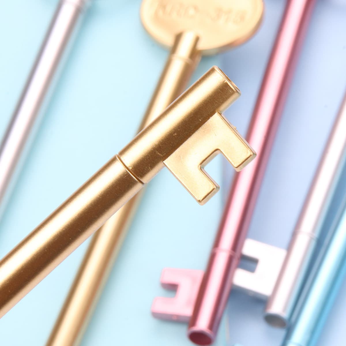 Креативная стильная искусственная ретро форма ключа, нейтральная текстура ручки, студенческие принадлежности, ручка для...