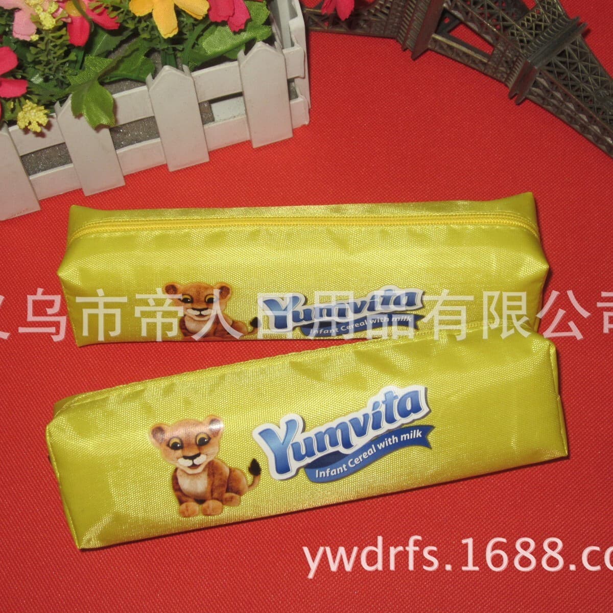 "Free Typography" Нейлоновый пенал Рекламный пенал Студенческий пенал Подарочный пенал Рекламный пенал